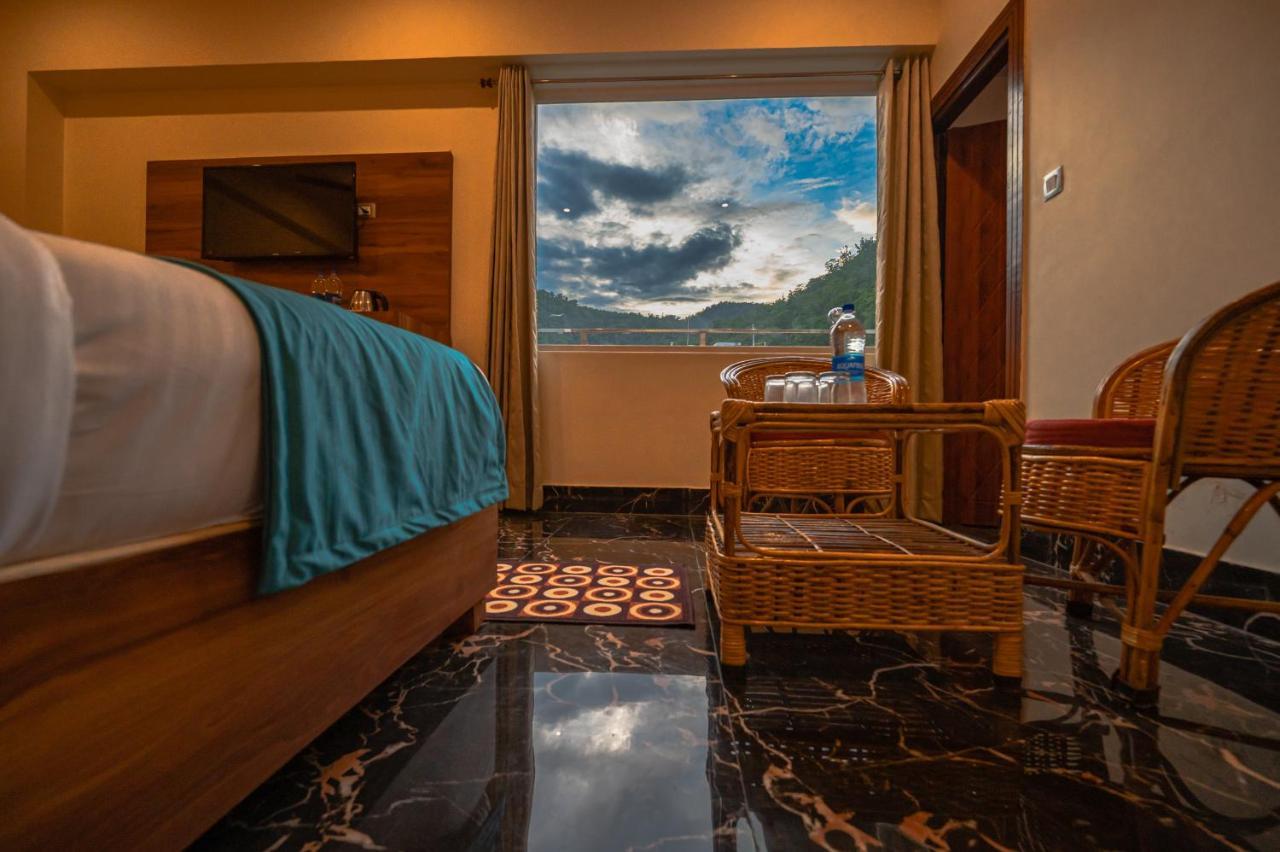 Hotel Rishikesh Grand By Kool Stays Eksteriør billede